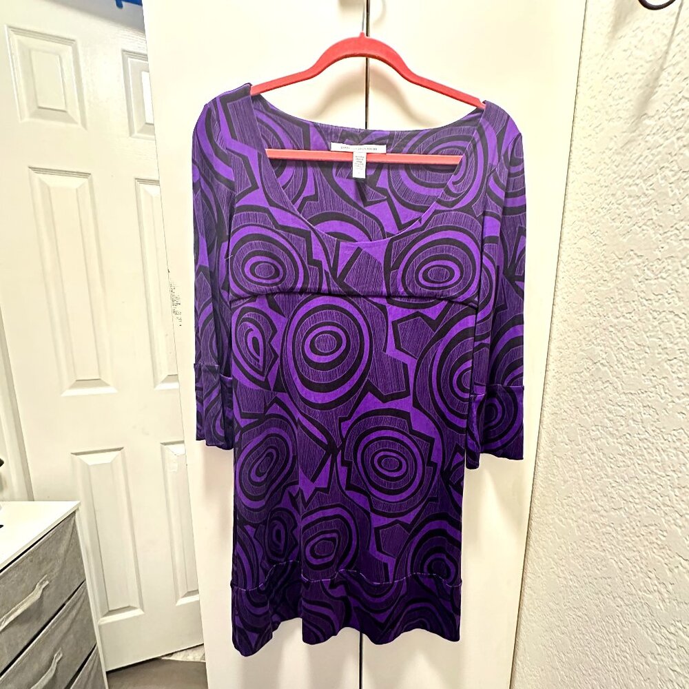 Diane Von Furstenberg silk retro print purple black dress size 6